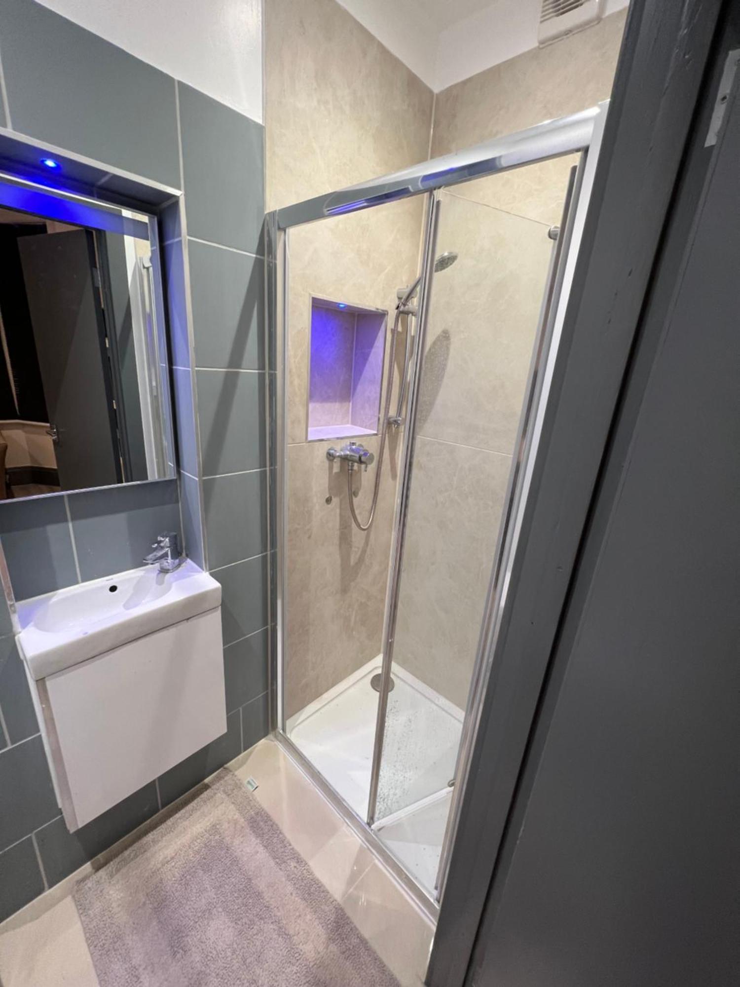 Urbanness Stays - Rooms With Stylish Comfort In The Heart Of Croydon Luaran gambar